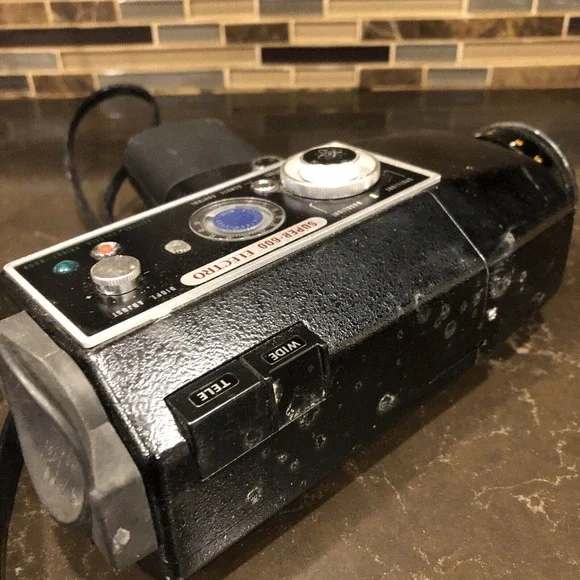 Yashica Super 600‎ Electro ZOOM Super 8mm Film Movie Camera Vintage Untested